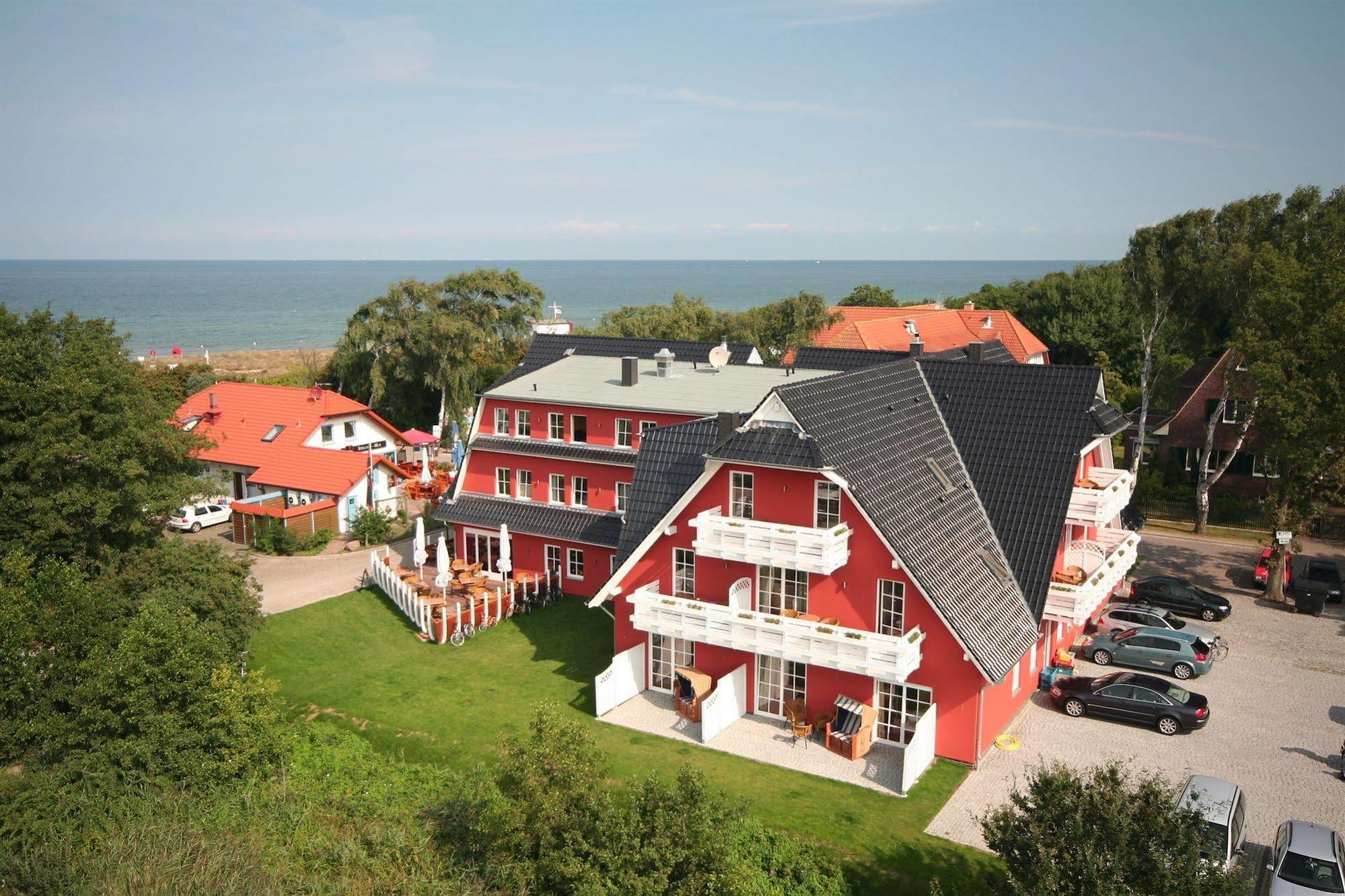 Strandhotel Deichgraf Graal-Mueritz Esterno foto
